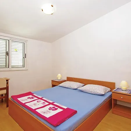 Biokovska Iv Apartment *